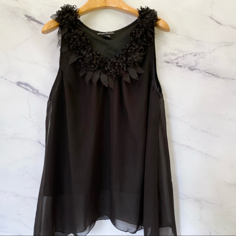 Ribbon Embellished Plus Size Sleeveless Sharkbite Tunic Top Size 1X